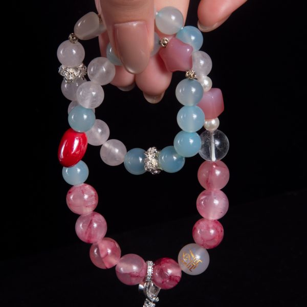 心河悬秋 The sacred artifact of love energy · Overflowing with the eternal vow | Infusing the good fortune of a lifetime together, awakening every moment of joy and companionship that love brings