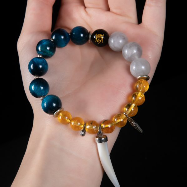 西關印月 Xiguan Moon Impression | Totem Guardian Bracelet for Luck & Energy